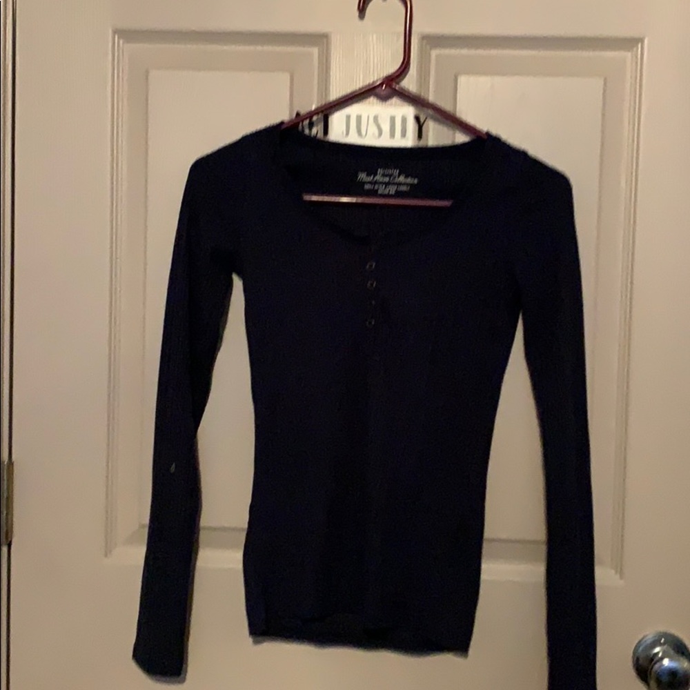 Hollister Long Sleeve Shirt